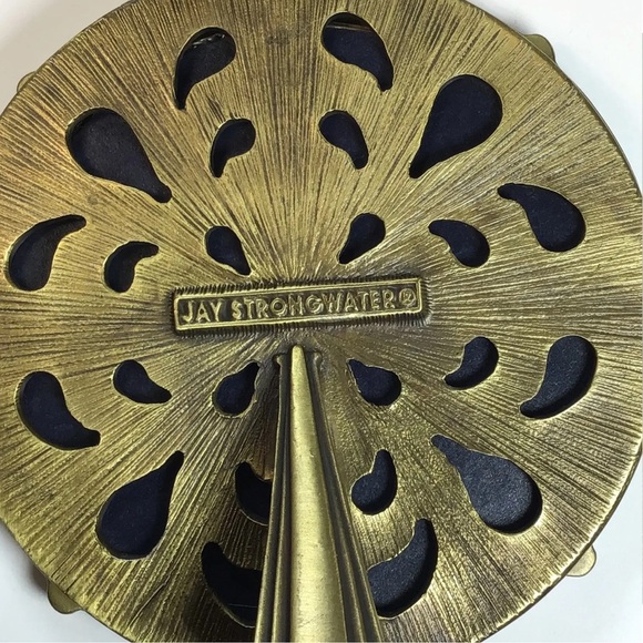 Jay Strongwater Picture Frame
VINTAGE
NEW NEVER USED OR DISPLAYED 
5027 - Picture 2 of 3